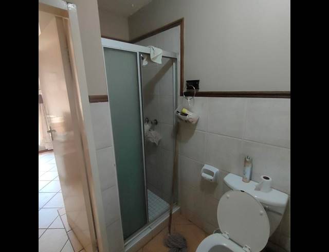 2 BEDROOM PROPERTY TO RENT IN DIE HOEWES